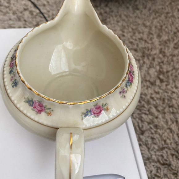 Saucer Dish - Picture 5 of 5